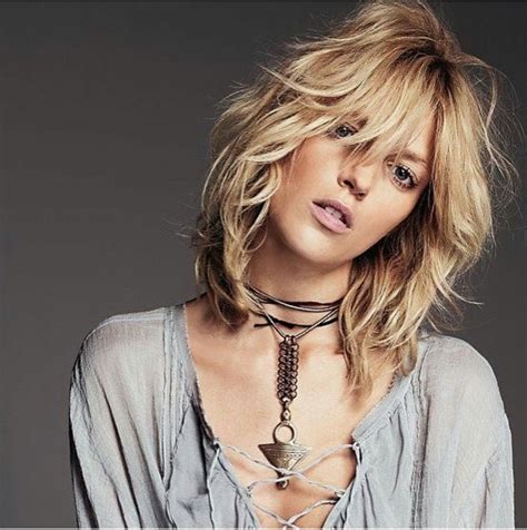 27 shaggy hairstyles for wavy hair hairstyle catalog