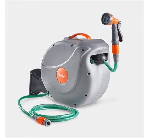 Before you buy an automatic garden hose reel, consider its price, build quality, and how long of a hose it can store. 30m Garden Hose Reel in 2020 | Hose reel, Retractable hose ...