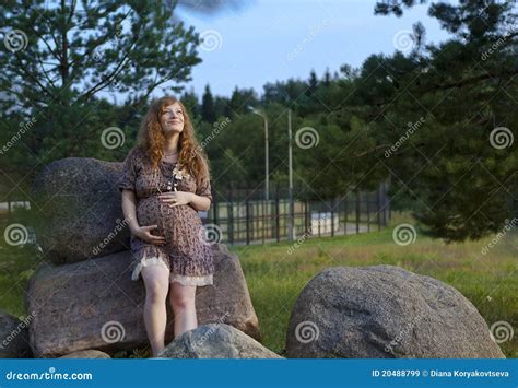 Future Redhead Mom Stock Image Image Of Pregnant Redhead 20488799