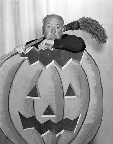 Advertising For Alfred Hitchcock Alfred Hitchcock Presents 1950s Photos D Halloween Vintage