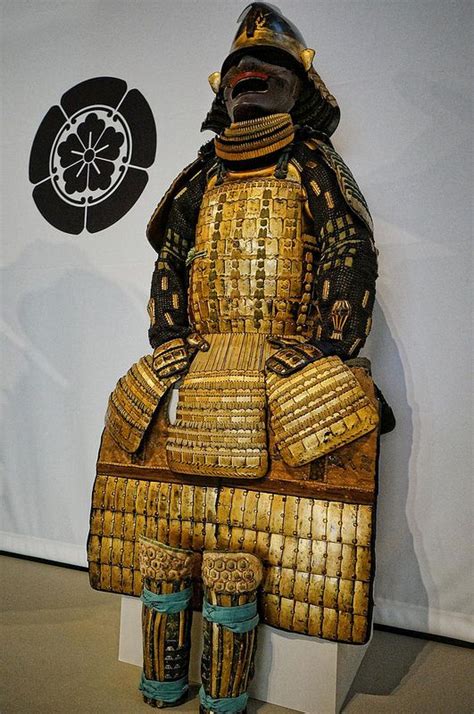 nuinobedō tōsei gusoku armor with hinged cuirass and eboshi shaped helmet second half of the