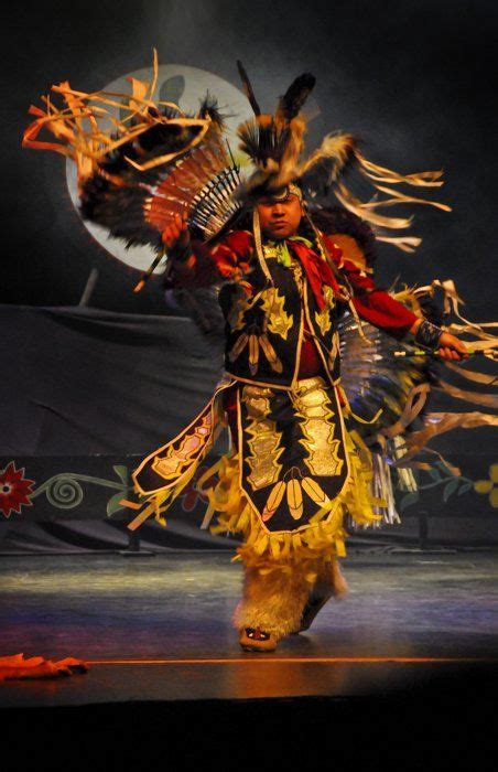 Traditional Ojibwe Dancer By Jeff Rohloff On Capture Wisconsin Native