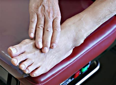 Caring For Your Aging Feet