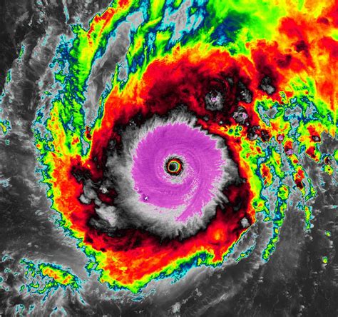 A *destructive* landfall of Super Typhoon Goni underway - One of the ...