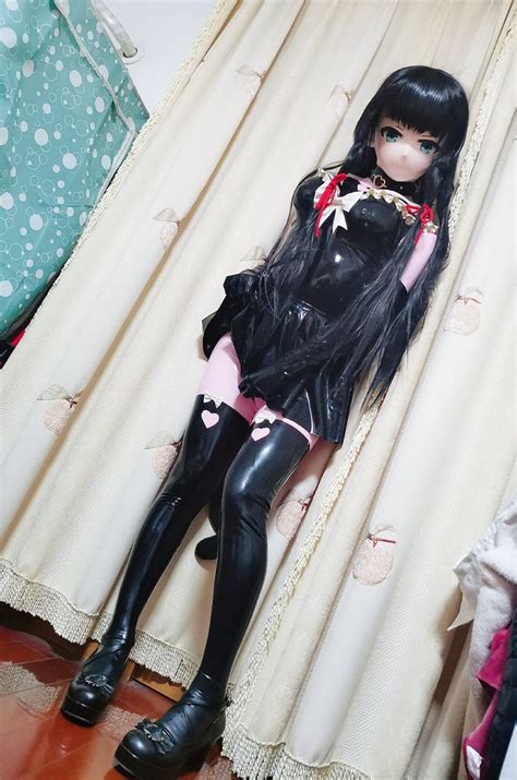 pin by call nez on 女性时尚 in 2021 silhouette cosplay fashion