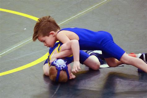 Cohesive Pieces Little Guy Wrestling 2012