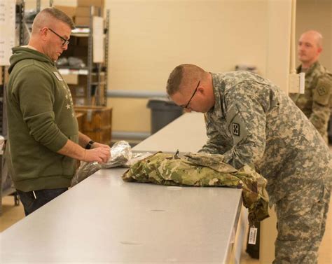 A Us Army Reserve Troop List Unit Soldier Signs For Nara And Dvids