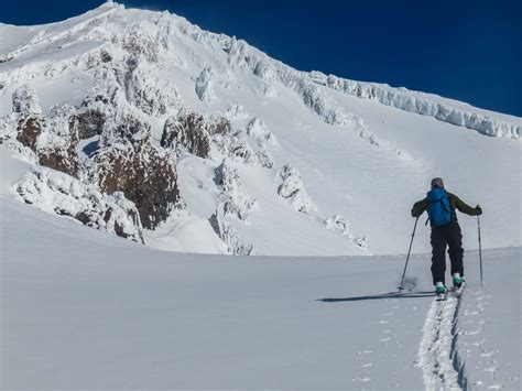 Ski Mount Shasta — International Alpine Guides