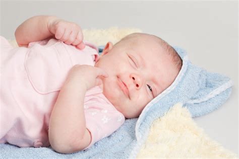 Crying Baby Girl — Stock Photo © Rognar 4122204