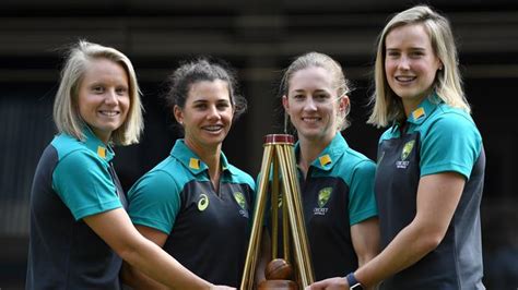 Australia Womens Ashes Cricket Squad Ellyse Perry Rachael Haynes Alyssa Healy
