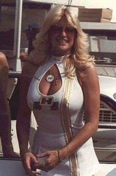 Linda Vaughn Miss Hurst Golden Shifter Course Automobile Sport