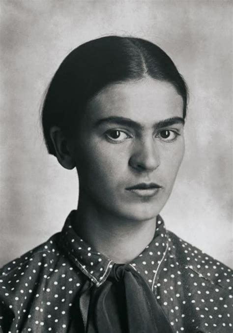 18 Imágenes Que Muestran Cómo Era Frida Kahlo En Realidad Con Imágenes