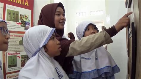 We are hoping that every craft lovers to share the excitement and ideas of creating beautiful, practical new thing from scratch and from every things around us. Berwisata Sambil Menimba Ilmu dan Pelajari Sejarah di ...
