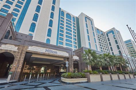 First Look Hilton Dubai Palm Jumeirah Joins Palm West Beach Line Up A A Al Moosa