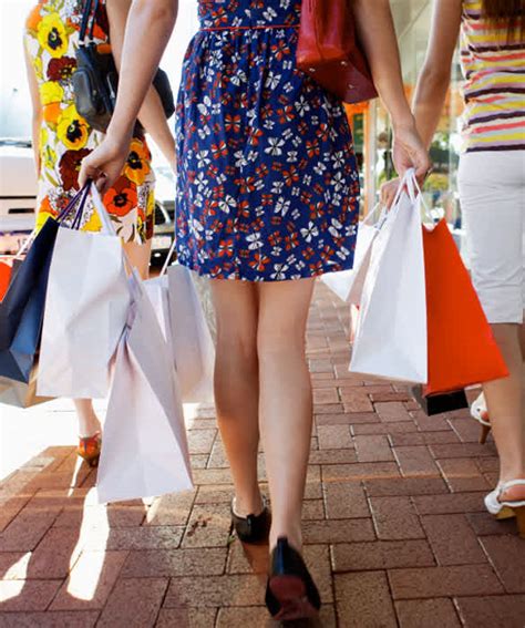 11 Rules For Shopping With Tweens