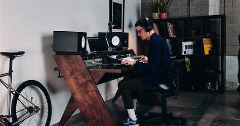 I am recommending this platform to so many people looking to study music, i should be hired for the marketing department. PLATFORM by Output - A Desk For Musicians | Kodiak Brown ...