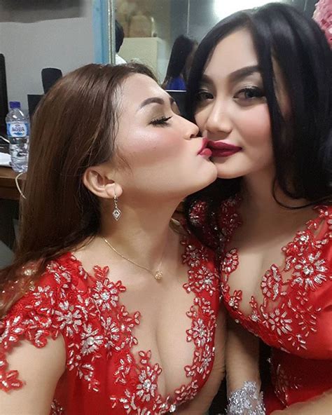 Pamela Dan Ovi Duo Serigala Makin Sexy Di 2016 Model Sexy Indonesia