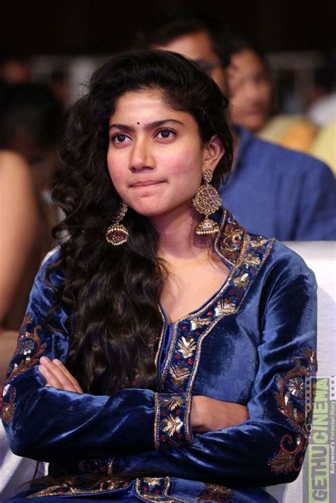 Most beautiful indian girls who currently own the film industry. Actress Sai Pallavi Fidaa Movie Audio Launch HD Gallery - Gethu Cinema | Indian actresses ...