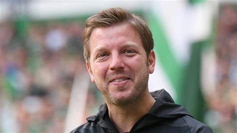 Florian #kohfeldt ahead of #b04svw: Kohfeldt commits to Werder Bremen until 2023