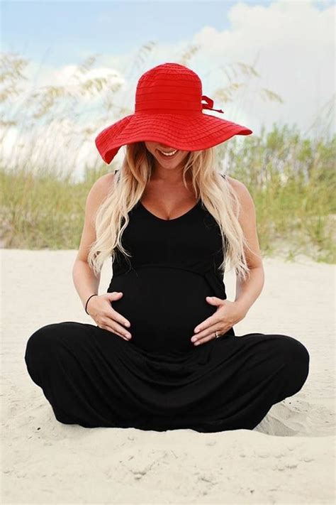 See more ideas about maternity photoshoot poses, maternity photography poses, maternity poses. How to Dress for the Best Maternity Photos