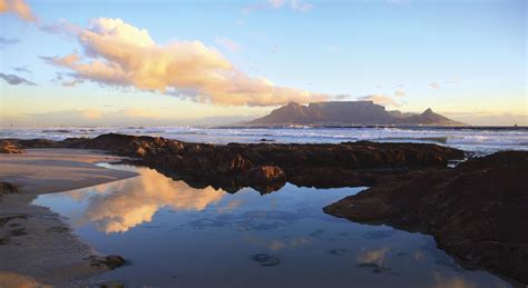 Im südafrikanischen kapstadt ist am sonntag ein großbrand ausgebrochen. Tafelberg | Aussicht auf Kapstadt
