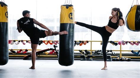 5 Best Mental Health Benefits Of Kickboxing