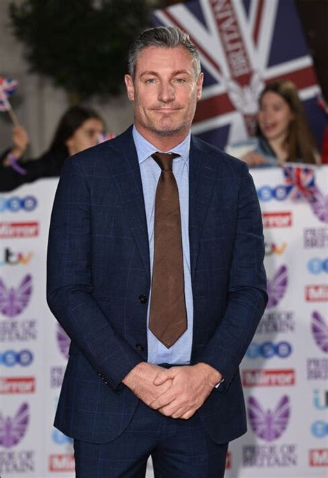 i m a celebrity s dean gaffney ‘swore at janice dickinson s husband over kiss row celebrity