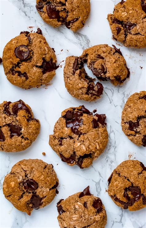 Watch them fly off the plate! Dietetic Oatmeal Cookies / Easy Honey Tahini Oatmeal ...