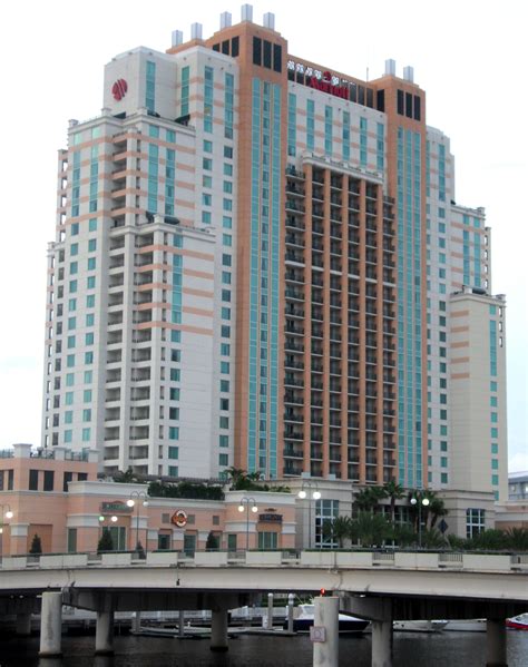 Scenic Runway Tampa Marriott Waterside Hotel And Marina