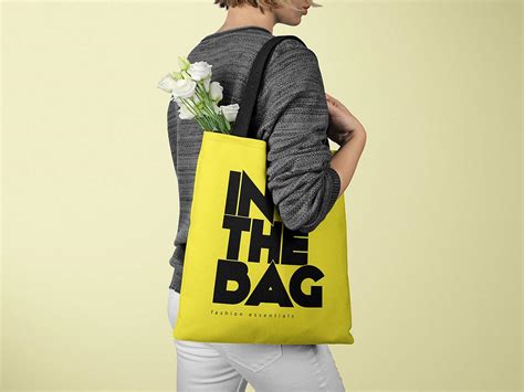 Download 20+ Free Tote Bag Mockups - The Designest