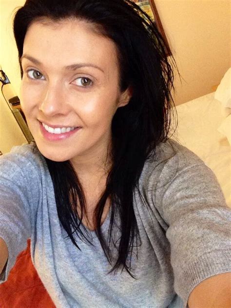 Cancer Sufferers No Make Up Selfie Goes Viral Itv News