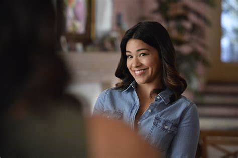 “jane The Virgin” Reveals One Of Its Characters Is Bisexual Spoilers