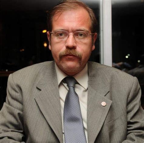 ''i̇brahim hacıosmanoğlu sahte kabadayılığa soyunmasın''. Eski MHP'li başkan hayatını kaybetti