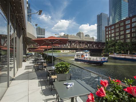 30 Best Riverwalk Restaurants In Chicago For Waterfront Dining