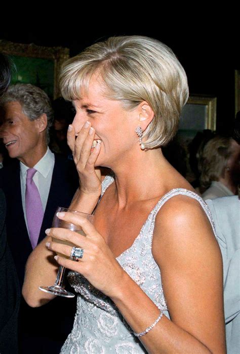 Princess Diana Tribute Meghan Wears Dis Diamond Bracelet During Oprah