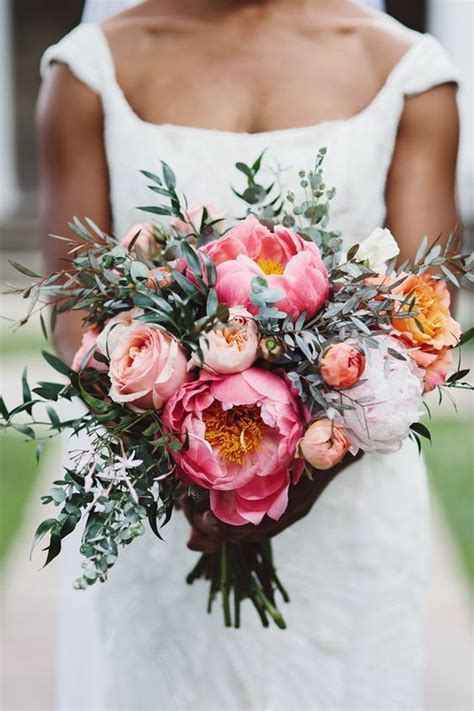 Cool 40 Gorgeous Spring Summer Wedding Bouquets For Your Perfect