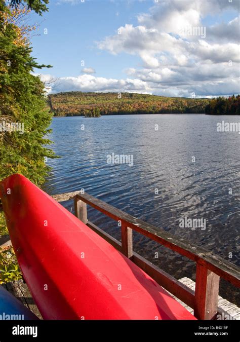 Kayak Fall Colours Hi Res Stock Photography And Images Alamy