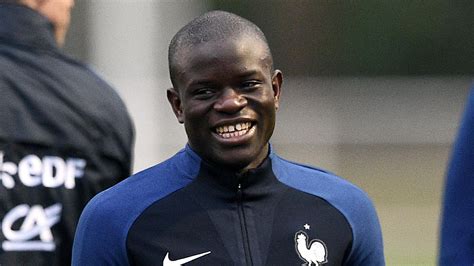 Latest on chelsea midfielder n'golo kanté including news, stats, videos, highlights and more on espn. Kanté dévoile la raison pour laquelle ses parents l'ont ...