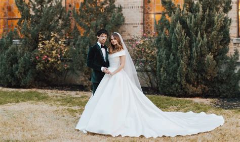 Debby Ryan Had A Secret Wedding And Wore Not 1 But 2 Stunning White