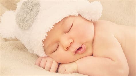 Baby Wakes Up At Night Here Is Why And What To Do About