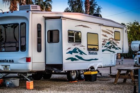 5 Best Travel Trailers With Slide Outs