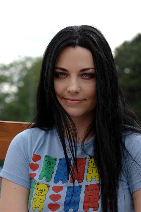 Amy Lee Photo 334 Of 465 Pics Wallpaper Photo 814292 Theplace2