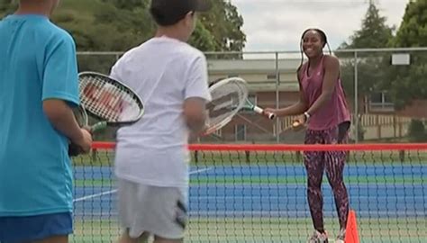 Tennis Us Teen Sensation Coco Gauff Takes Break From Asb Classic Preparations To Visit South