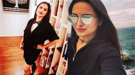 Sona Mohapatra Takes Down Sonakshi Sinha Justin Bieber In A Set Of