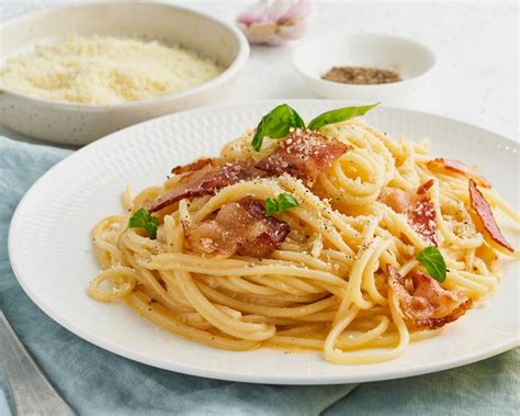 espaguetis a la carbonara la auténtica receta de carbonara pequerecetas