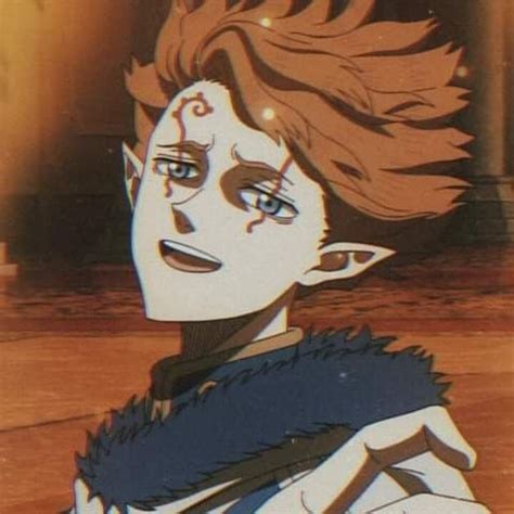 Gauche black clover elf 2021