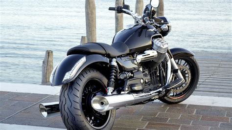 Prova Moto Guzzi California 1400 Custom Motorbox