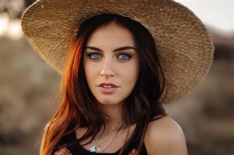 Wallpaper Face Women Model Blue Eyes Brunette Hat