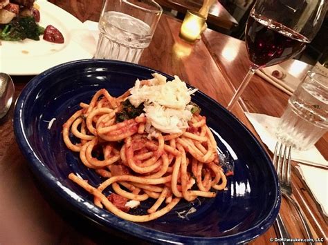 13 late night dining options for food lovers - OnMilwaukee