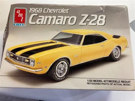 Amt Ertl 125 Scale 1968 Chevrolet Chevy Camaro Z28 Plastic Model Car